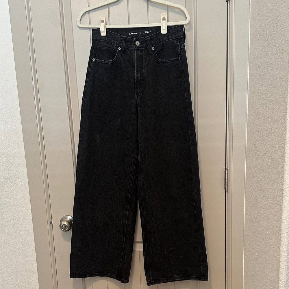 Black Wide-Leg Jeans